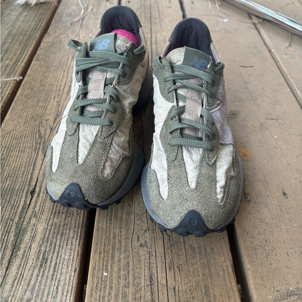 New Balance 327 Olive & Cream